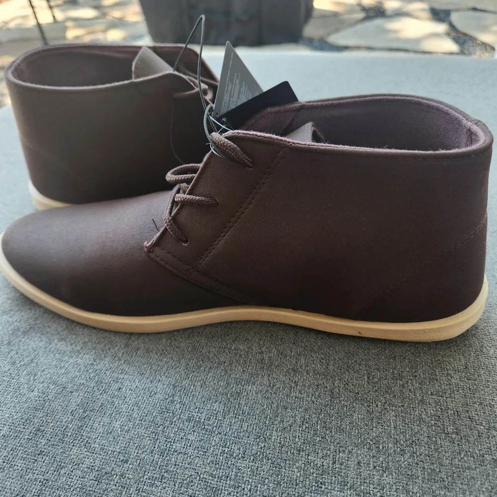 NWT FOREVER 21‎ Men's Chukka Shoes Size 9